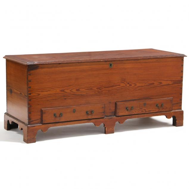eastern-north-carolina-chippendale-blanket-chest