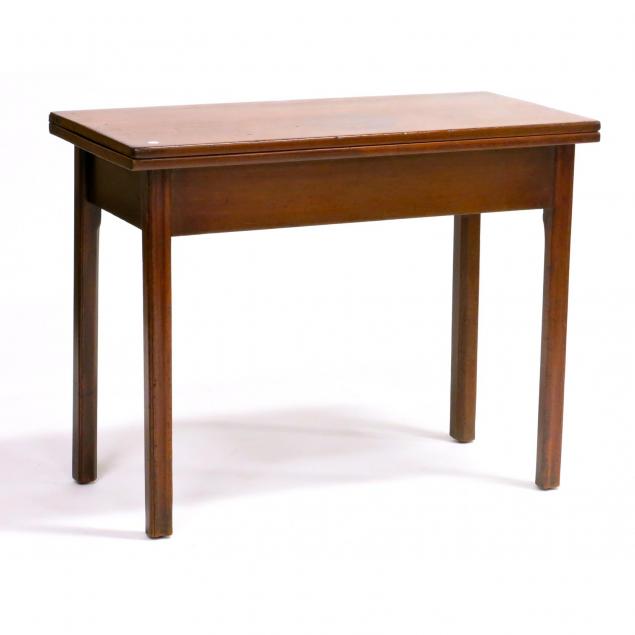 chippendale-game-table