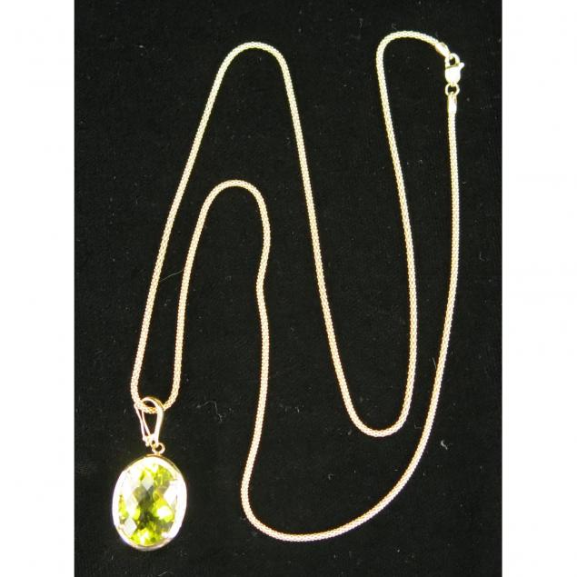 green-quartz-enhancer-and-chain