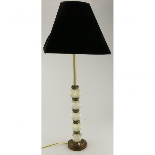 decorative-table-lamp