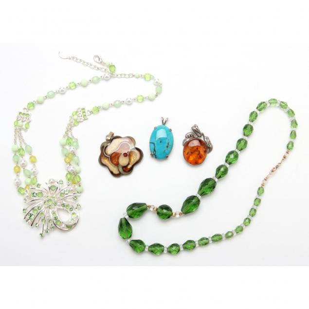 assorted-jewelry-grouping