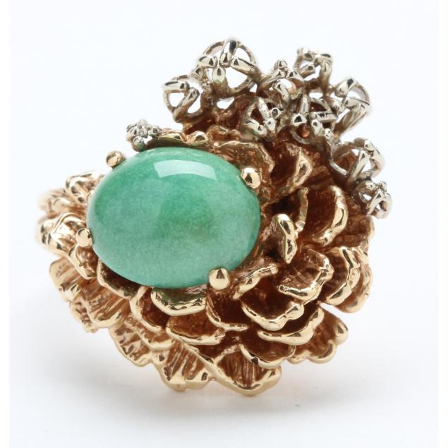 gold-and-chalcedony-ring