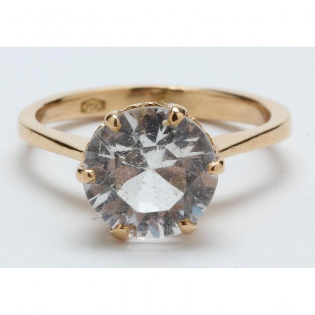 18kt-white-topaz-ring