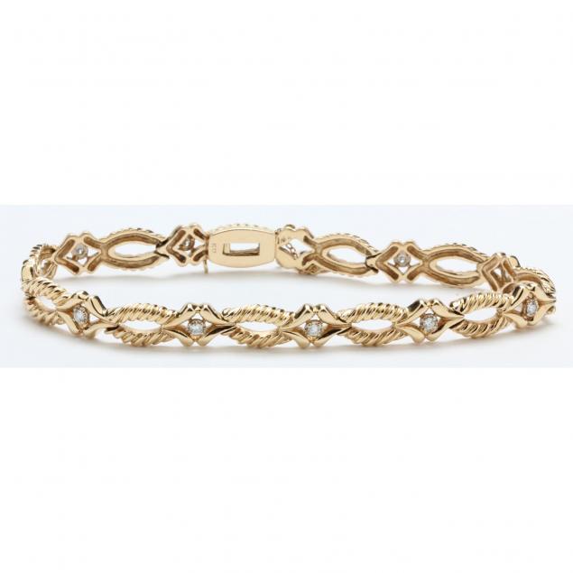 gold-and-diamond-bracelet