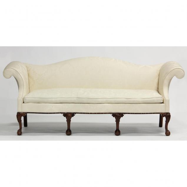southwood-chippendale-style-sofa
