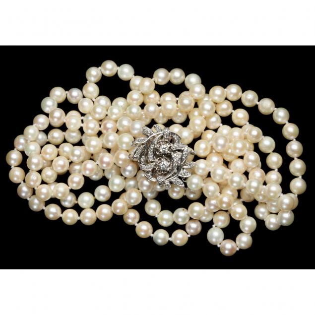 triple-strand-pearl-necklace-and-diamond-clasp