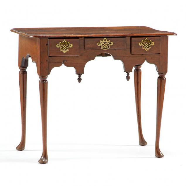 rare-virginia-queen-anne-dressing-table