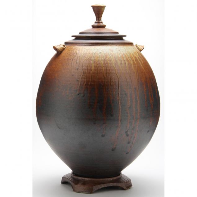 studio-pottery-large-lidded-urn