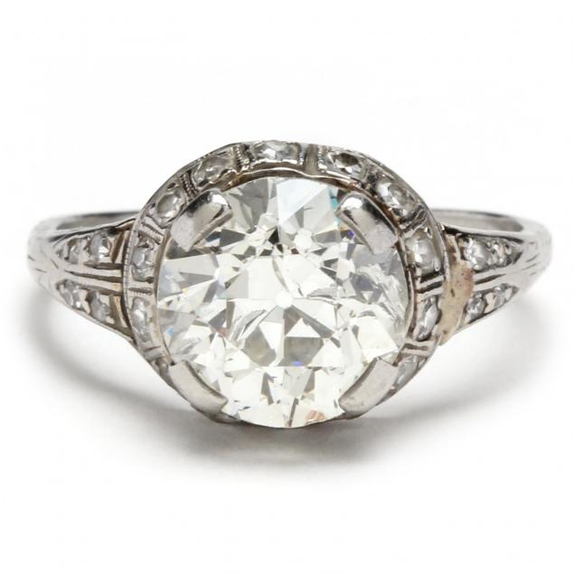 antique-platinum-diamond-ring
