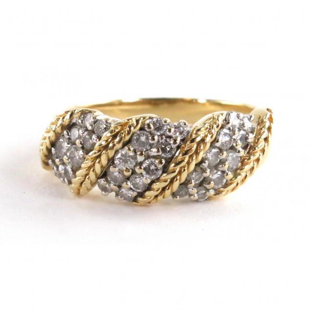 ladies-14kt-yellow-gold-diamond-ring