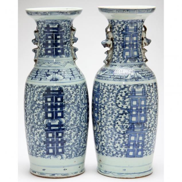 pair-of-chinese-export-porcelain-floor-vases