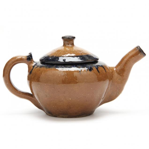 nc-pottery-lidded-teapot-hilton
