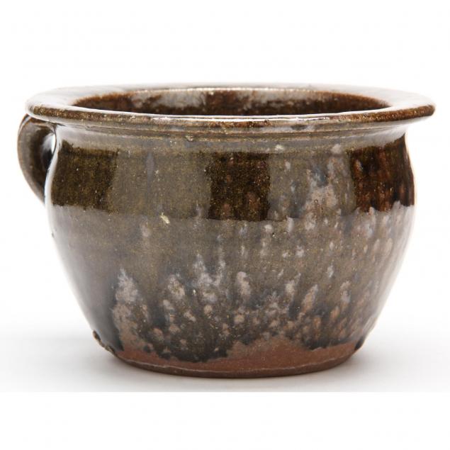nc-pottery-child-size-chamberpot