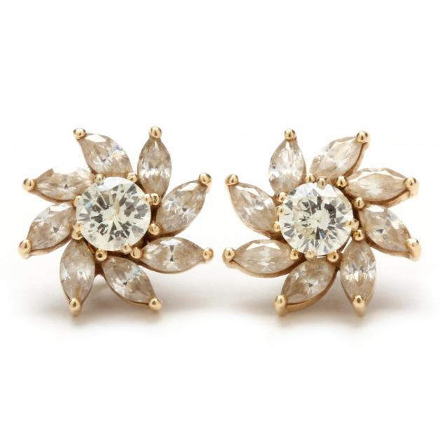 pair-of-14kt-diamond-studs