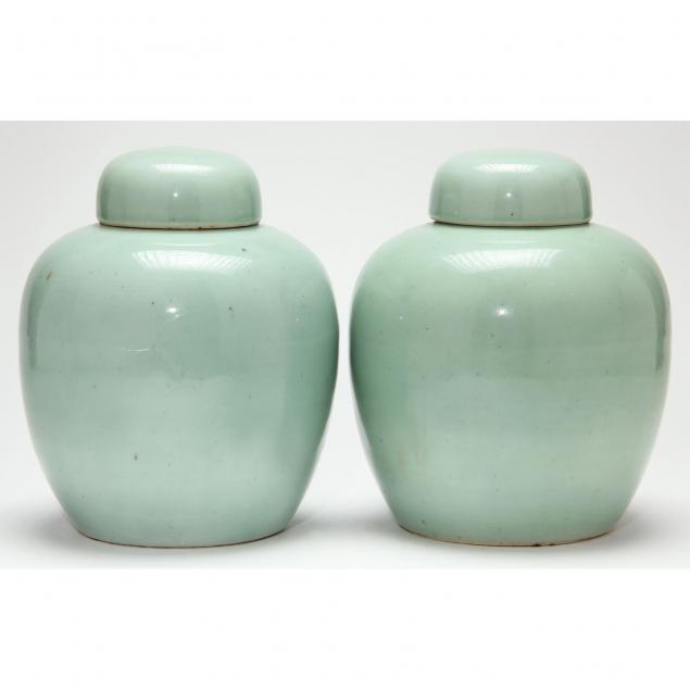 pair-of-chinese-monochrome-lidded-ginger-jars