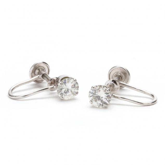 pair-of-14kt-white-gold-diamond-earrings