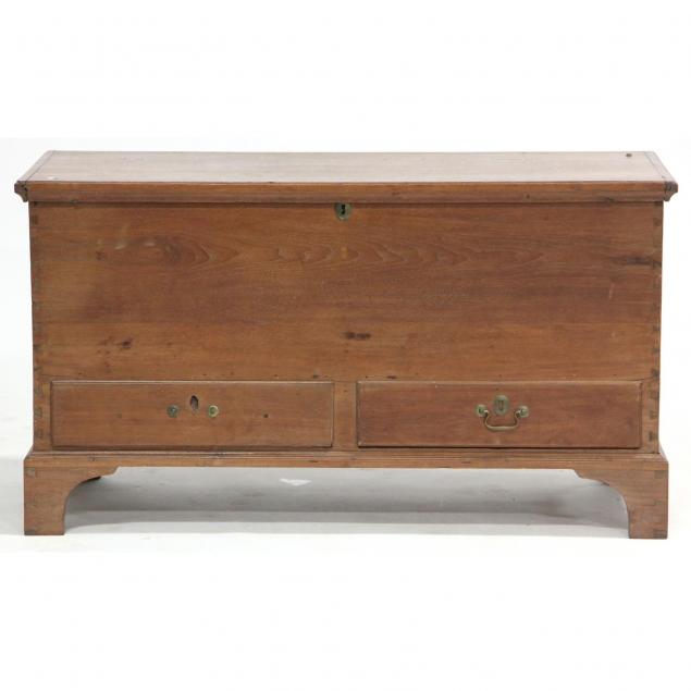 southern-walnut-blanket-chest