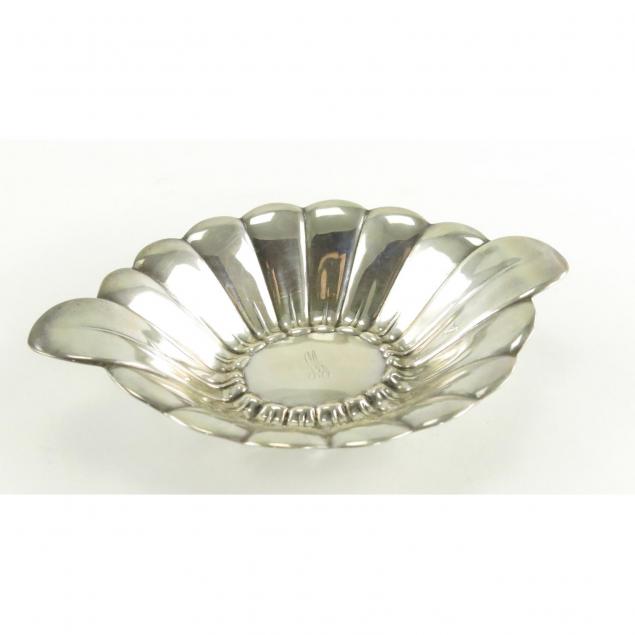 reed-barton-sterling-silver-dish