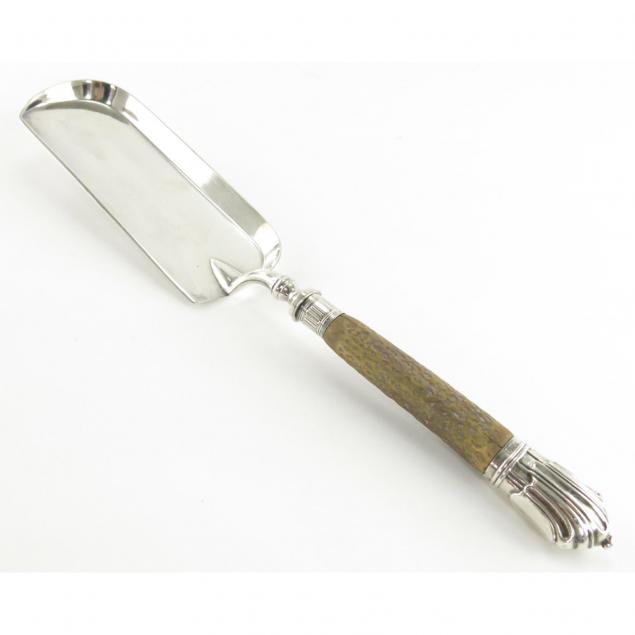 victorian-silverplate-crumber-with-bone-handle