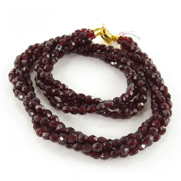 garnet-bead-necklace