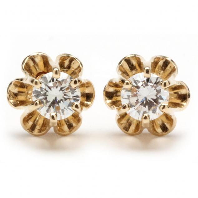 14kt-diamond-stud-earrings