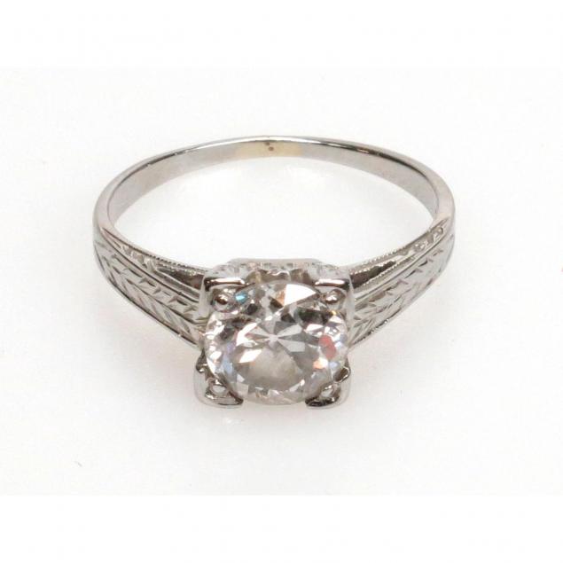 vintage-white-gold-and-diamond-solitaire-ring