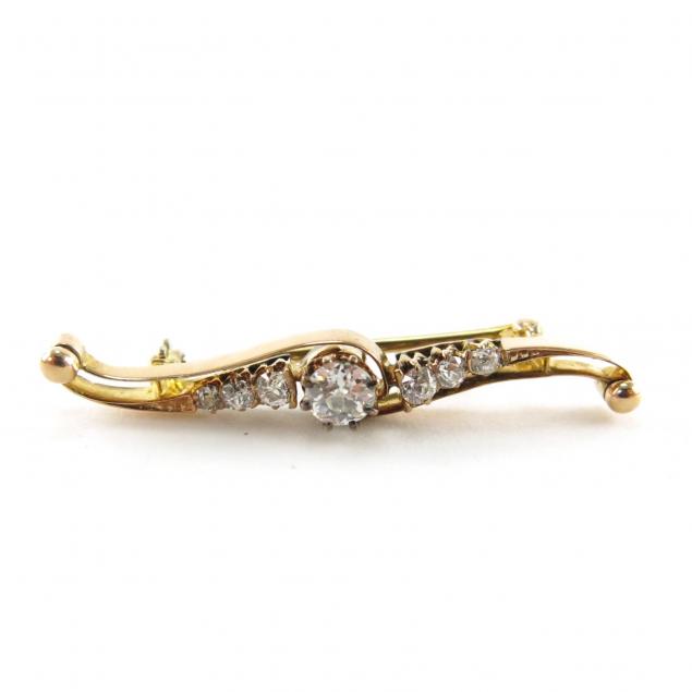 gold-and-diamond-bar-brooch