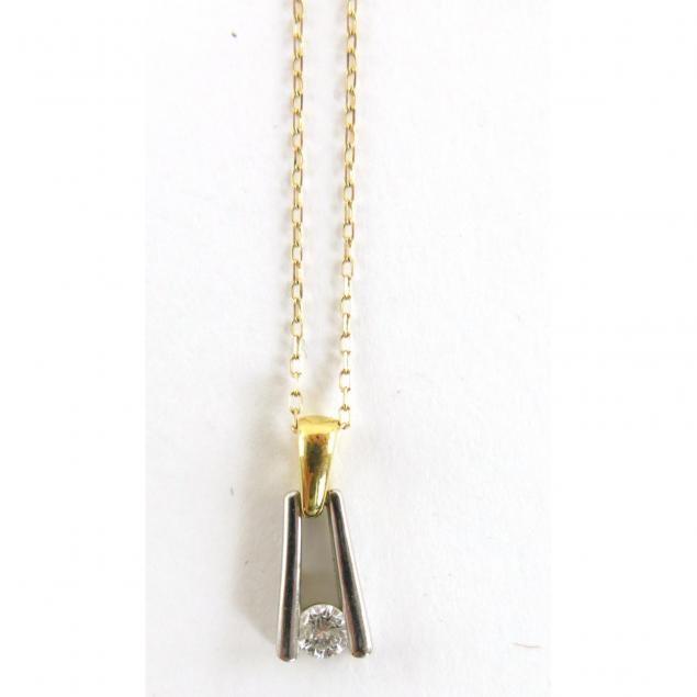 18kt-and-platinum-diamond-pendant-necklace