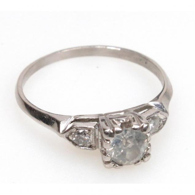 vintage-platinum-diamond-ring