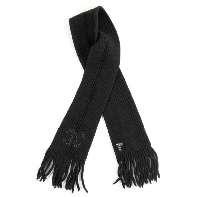 elegant-cashmere-stole-chanel