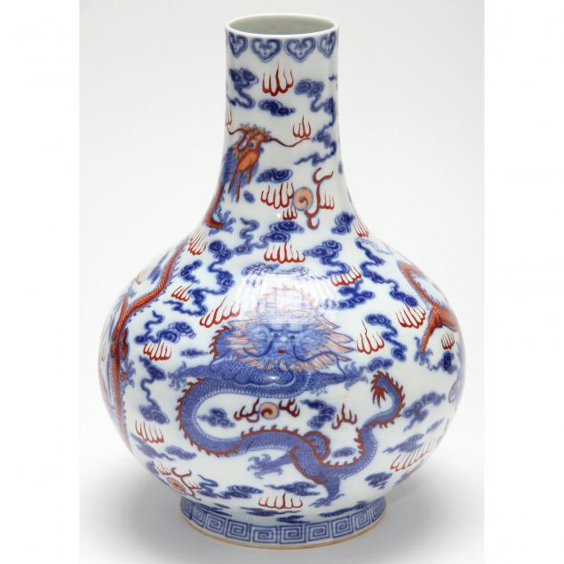 large-chinese-dragon-vase