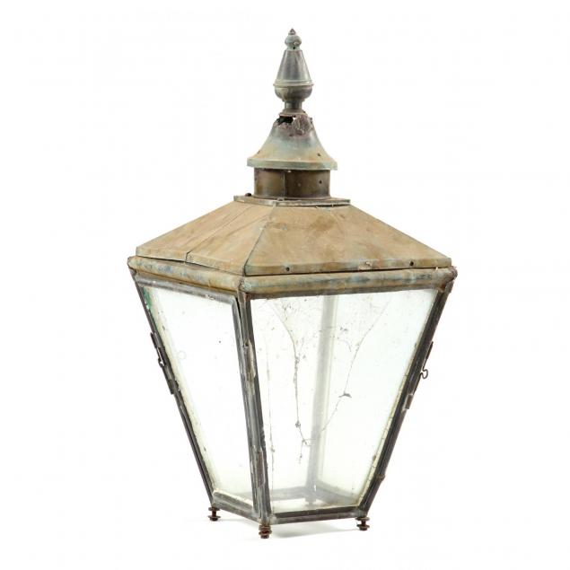 large-french-gas-street-lamp