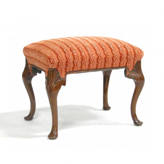 queen-anne-style-foot-stool
