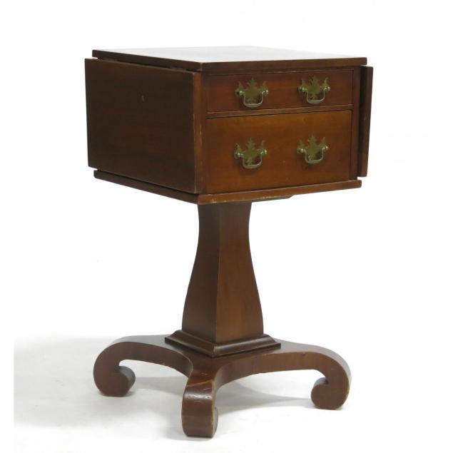 american-classical-style-sewing-stand