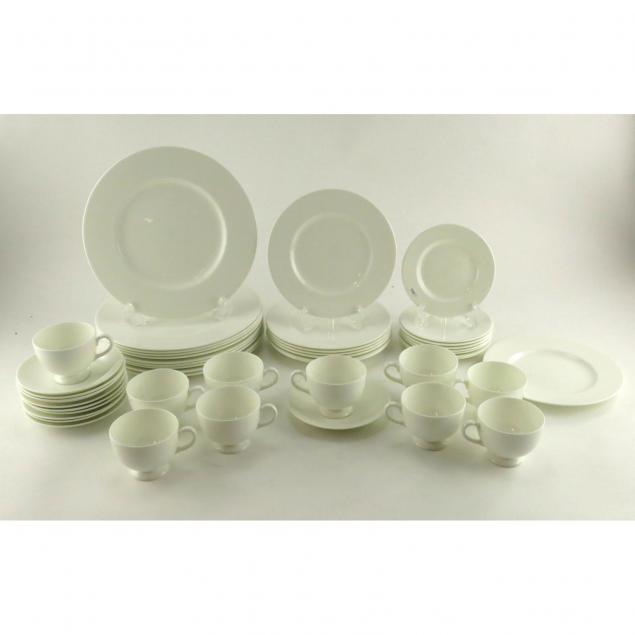 46pc-wedgwood-porcelain-dishes