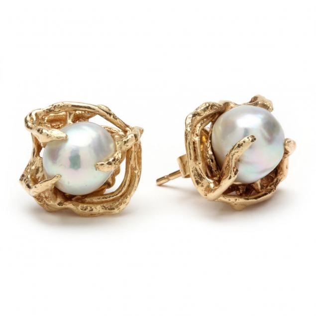 pair-of-14kt-pearl-earrings