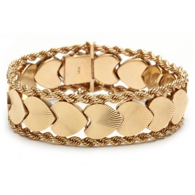 14kt-gold-bracelet-with-heart-motif