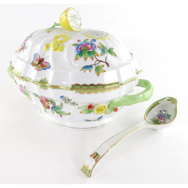 herend-queen-victoria-tureen-with-cover