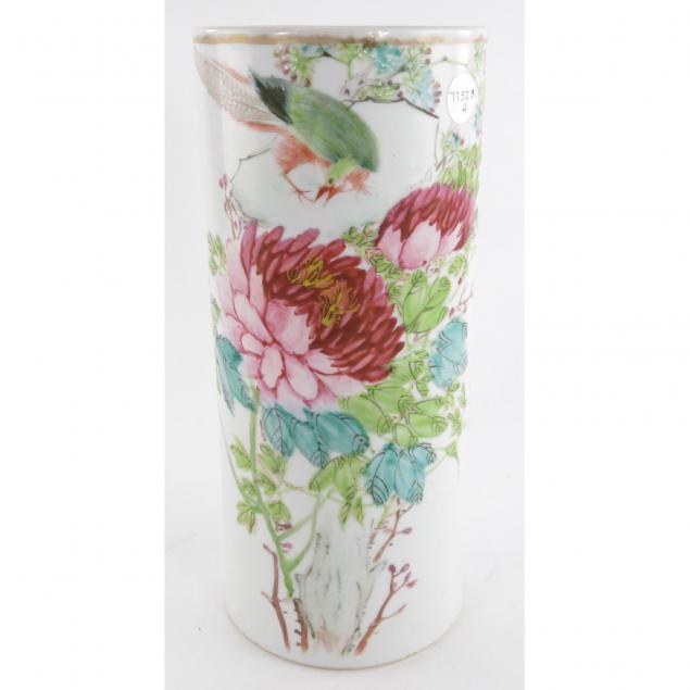 antique-chinese-porcelain-famille-rose-cylinder-vase