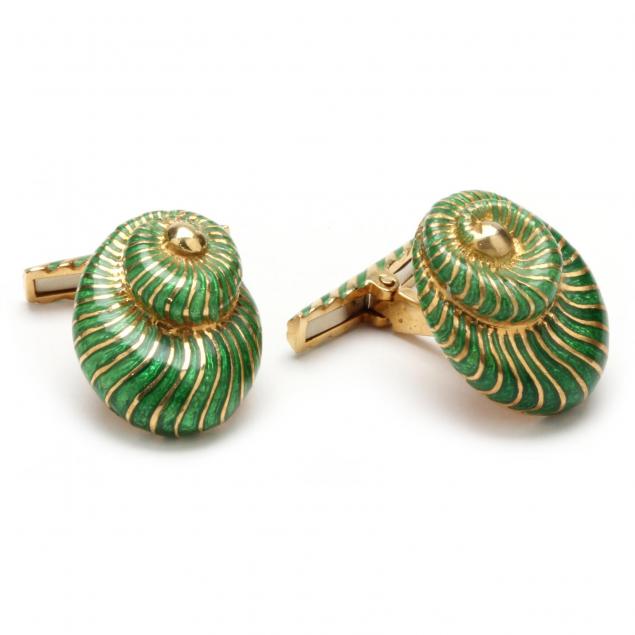 18kt-and-enamel-shell-form-cufflinks-david-webb