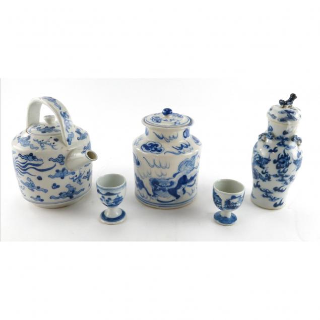 five-pieces-of-chinese-blue-and-white-porcelain