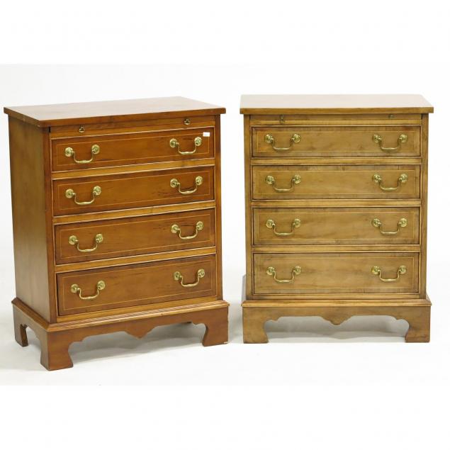 wellington-hall-pair-of-diminutive-bachelor-s-chests