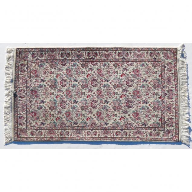 indo-persian-area-rug