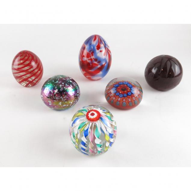 six-art-glass-paperweights