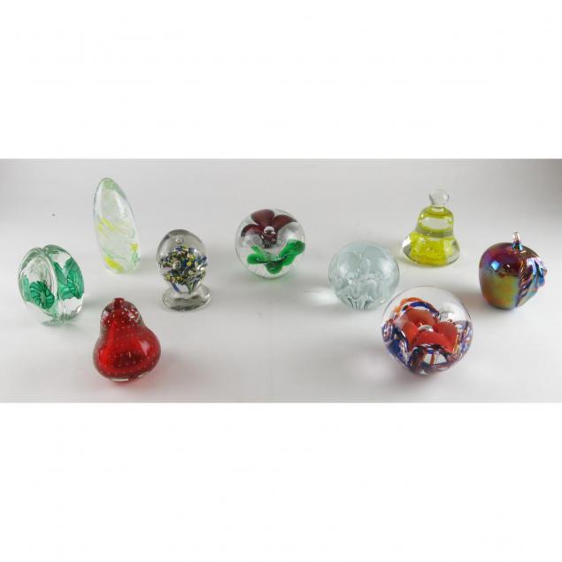 nine-art-glass-paperweights