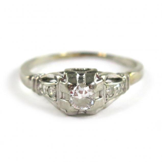 vintage-18kt-white-gold-diamond-ring