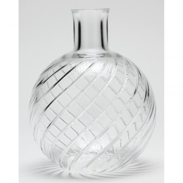 baccarat-bottle-vase