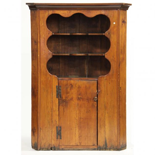 new-england-barrel-back-corner-cabinet