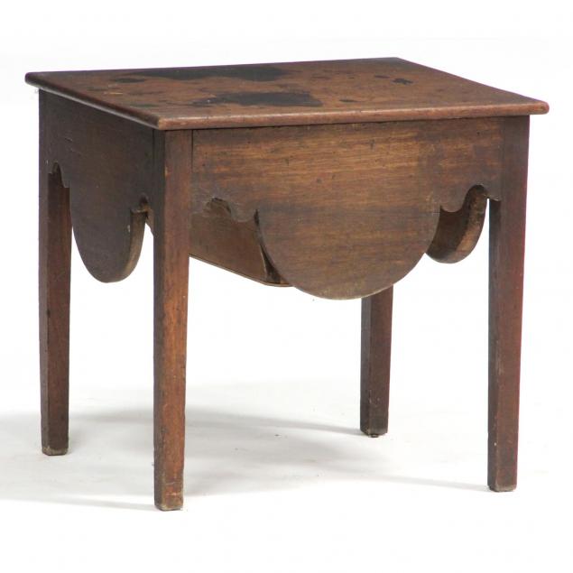 unusual-hepplewhite-style-sewing-table