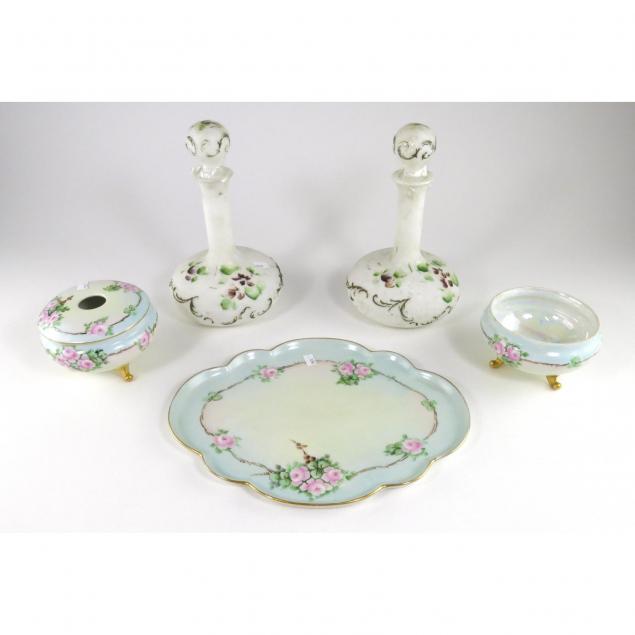 vintage-lady-s-toilette-set